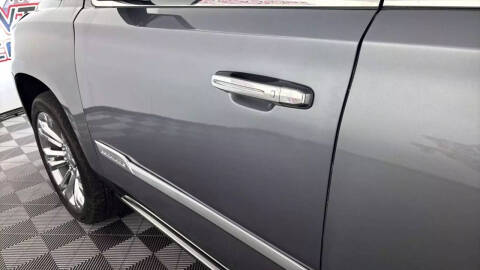 2020 Cadillac Escalade Premium Luxury