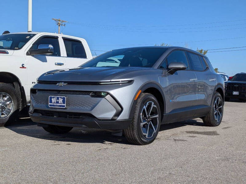 2026 Chevrolet Equinox EV LT 1