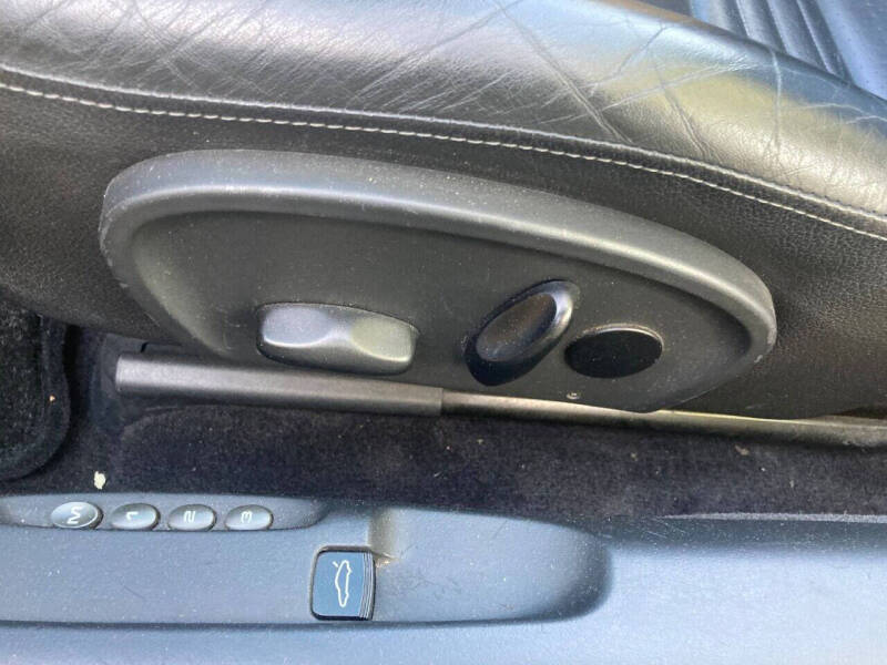 2001 Porsche 911 Carrera