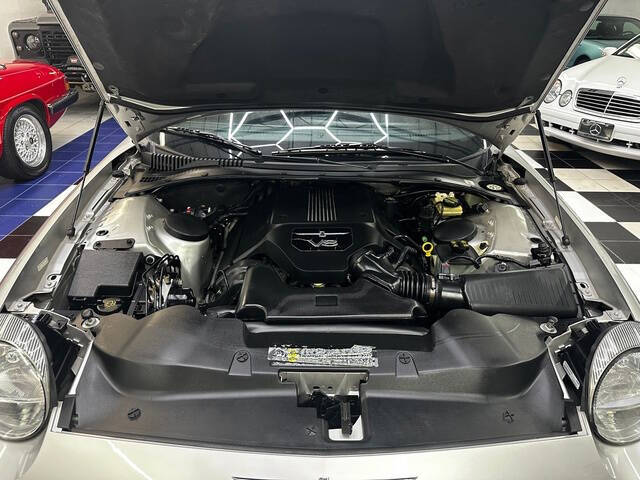 2004 Ford Thunderbird Deluxe