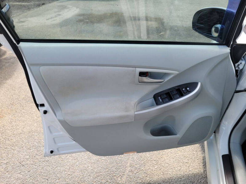 2013 Toyota Prius Three