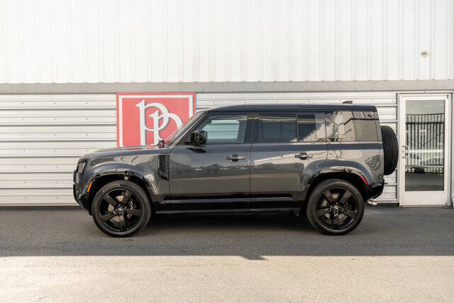 2023 Land Rover Defender 76
