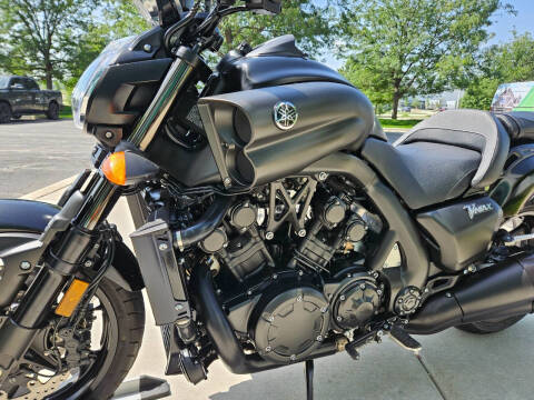 2019 Yamaha VMAX Matte Raven Black