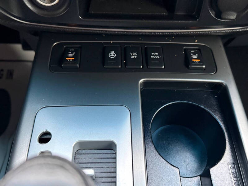 2010 Nissan Armada Platinum