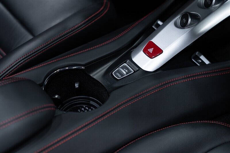 2016 Ferrari California T