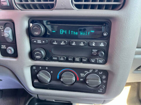 2004 Chevrolet Blazer LS