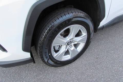 2020 Toyota RAV4 Hybrid LE