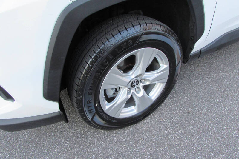 2020 Toyota RAV4 Hybrid LE