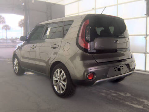 2018 Kia Soul +