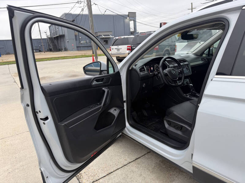 2019 Volkswagen Tiguan SE