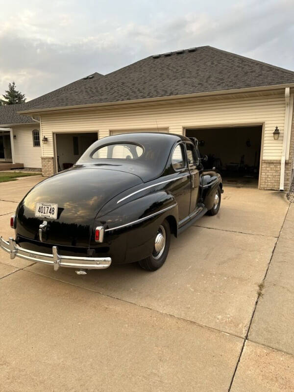 1941 Ford Deluxe