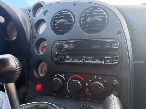 2004 Dodge Viper SRT-10