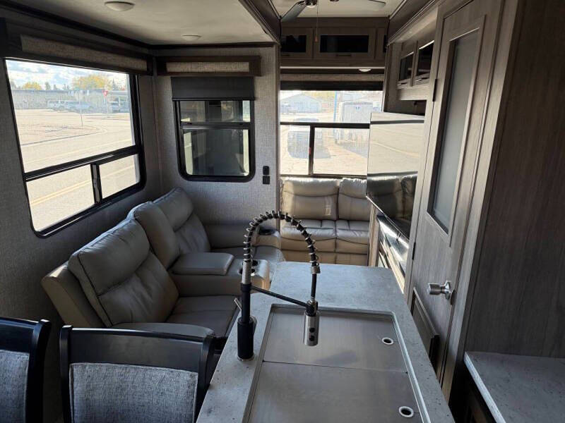 2021 Crossroads RV Cameo