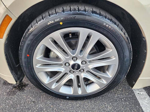 2014 Lincoln MKZ Hybrid