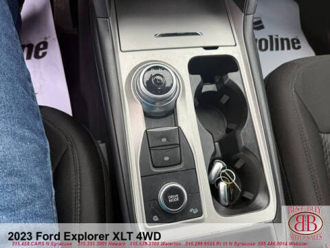 2023 Ford Explorer XLT