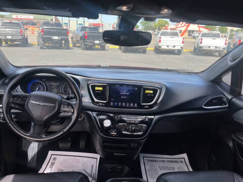 2020 Chrysler Pacifica Touring L