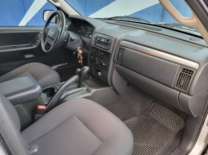 2004 Jeep Grand Cherokee