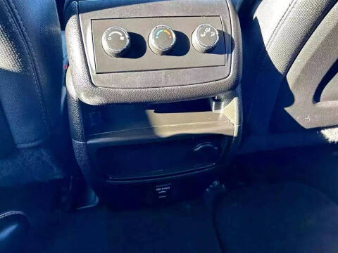 2014 GMC Acadia SLE-2