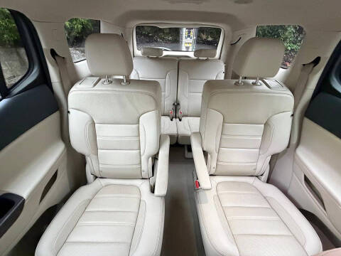 2020 GMC Acadia Denali