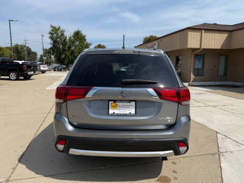 2016 Mitsubishi Outlander GT