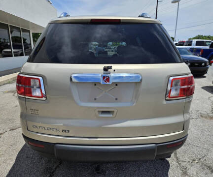 2008 Saturn Outlook XE