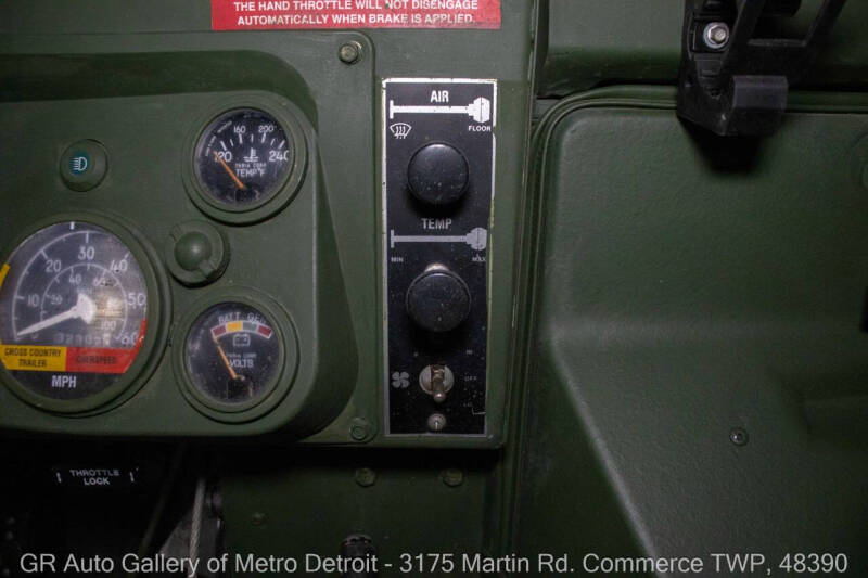 2001 AM General Hummer