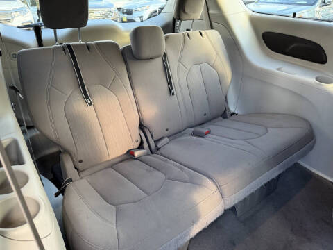 2021 Chrysler Pacifica Touring