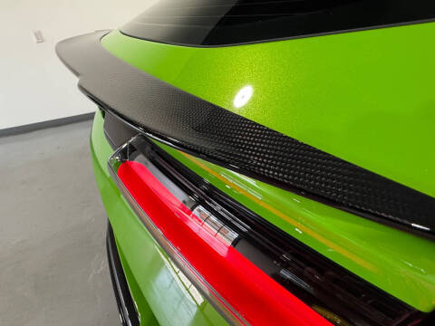 2024 Lamborghini Urus Performante