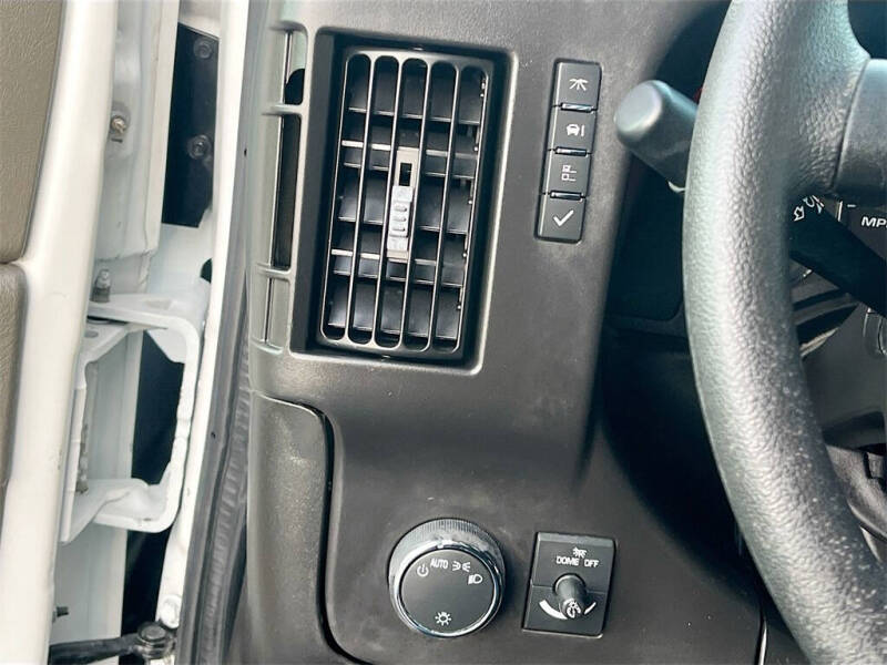 2024 GMC Savana 2500