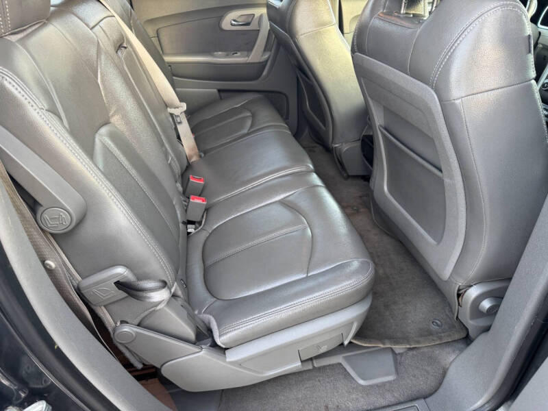 2012 Chevrolet Traverse LS