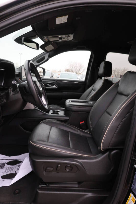 2022 GMC Yukon XL SLT