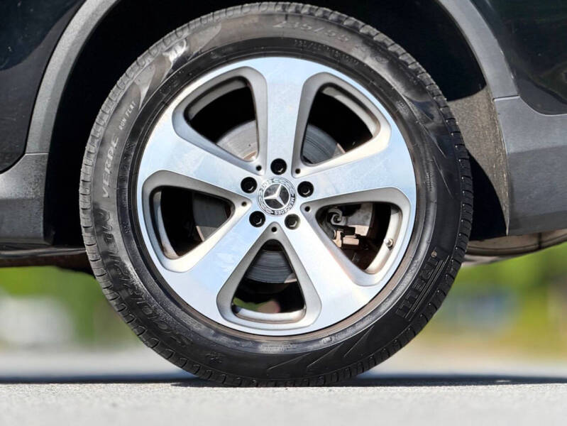 2019 Mercedes-Benz GLC GLC 300