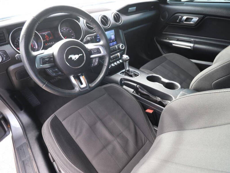 2022 Ford Mustang EcoBoost