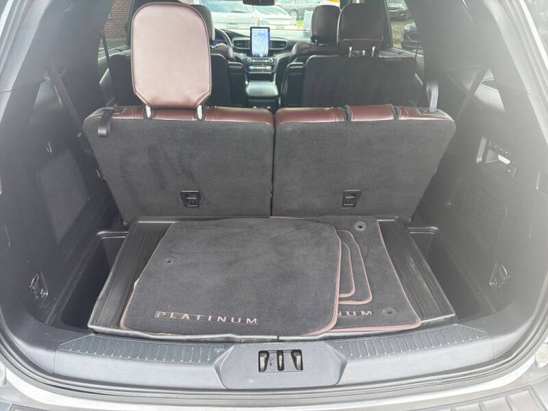 2020 Ford Explorer Platinum