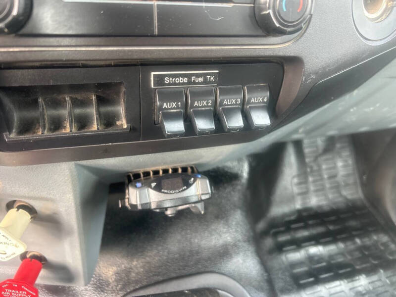 2011 Ford F-750 Super Duty