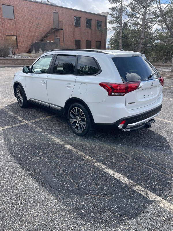 2016 Mitsubishi Outlander