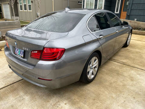 2012 BMW 5 Series 528i