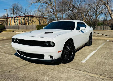 2021 Dodge Challenger SXT