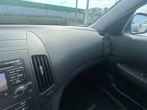 2012 Hyundai Elantra Touring GLS