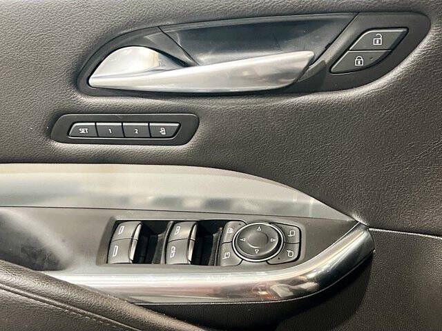 2021 Cadillac XT4 Premium Luxury