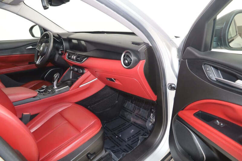 2019 Alfa Romeo Stelvio Base - Photo 40