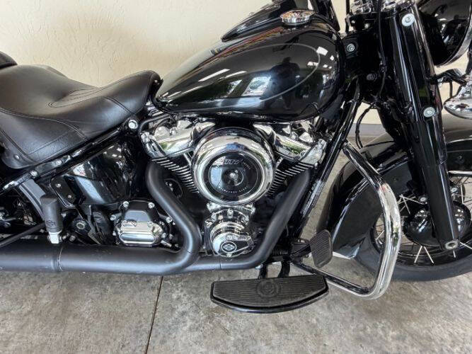 2025 Harley-Davidson Heritage Softail Classic