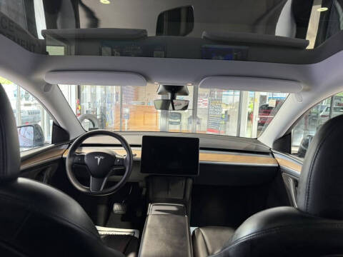 2023 Tesla Model Y Long Range