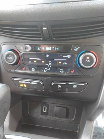 2017 Ford Escape SE