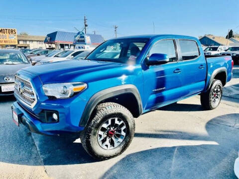 2017 Toyota Tacoma for sale at Sunset Motors in Manteca CA