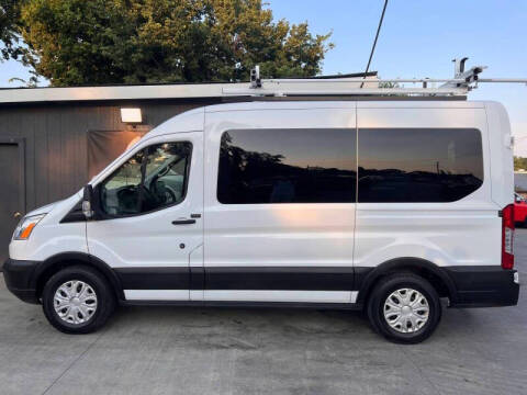 2019 Ford Transit 150 XLT