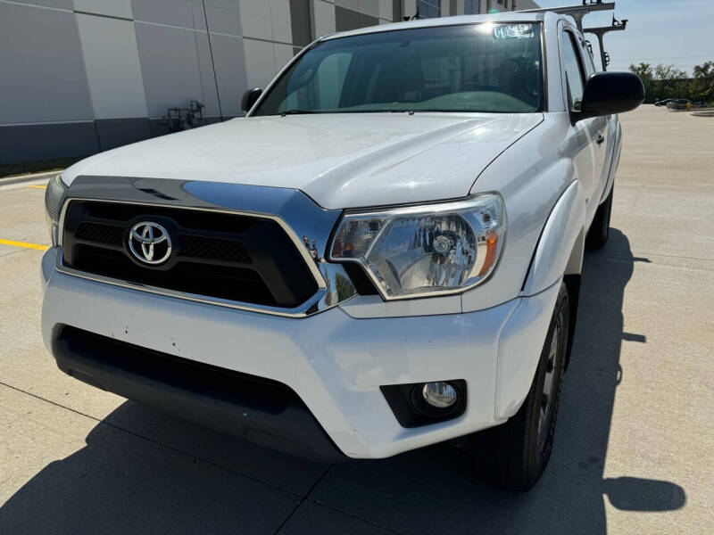 Used 2015 Toyota Tacoma TRD Pro with VIN 5TFUU4EN9FX128898 for sale in Elmhurst, IL