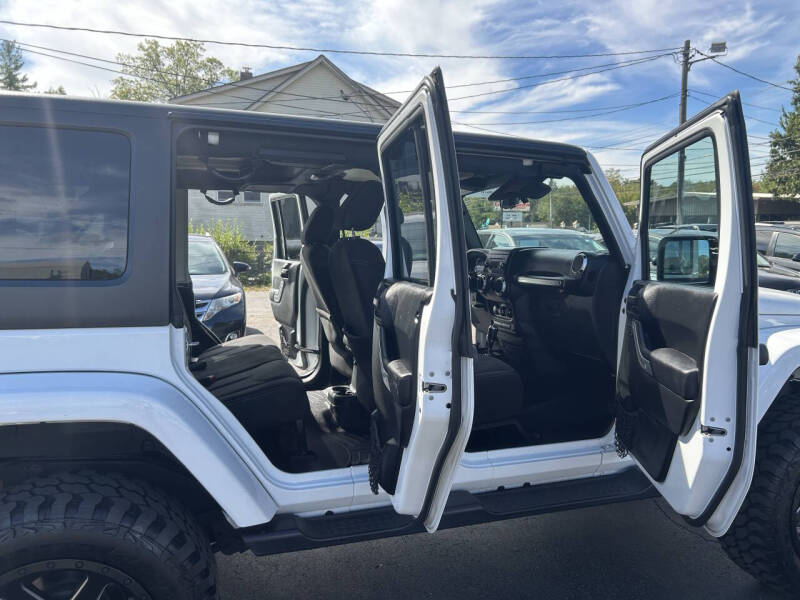 2016 Jeep Wrangler Unlimited Sahara