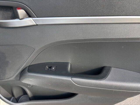 2019 Hyundai Elantra