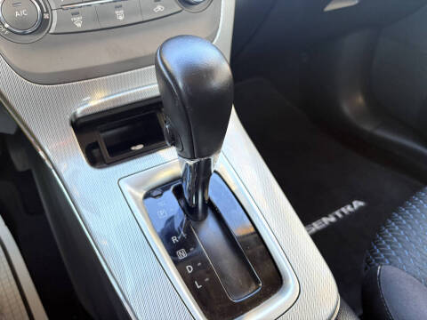 2013 Nissan Sentra SR